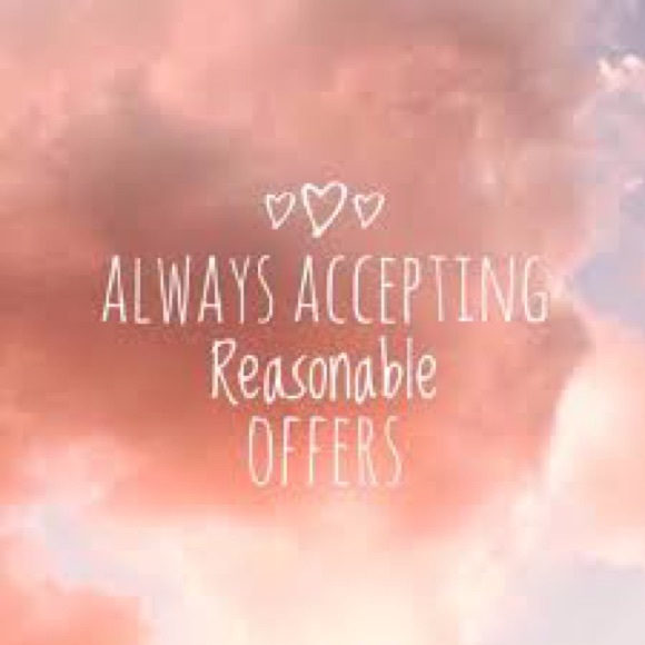 PLEASE READ: I love offers 💖 - Picture 1 of 1